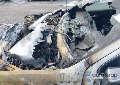 2025 GMC Sierra 1500 4Wd Short Box Slt z USA, uszkodzony, nr VIN 3GTUUDED2SG189886